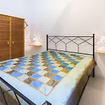 Villetta Caposchiera Con Giardino A * וילסימיוס